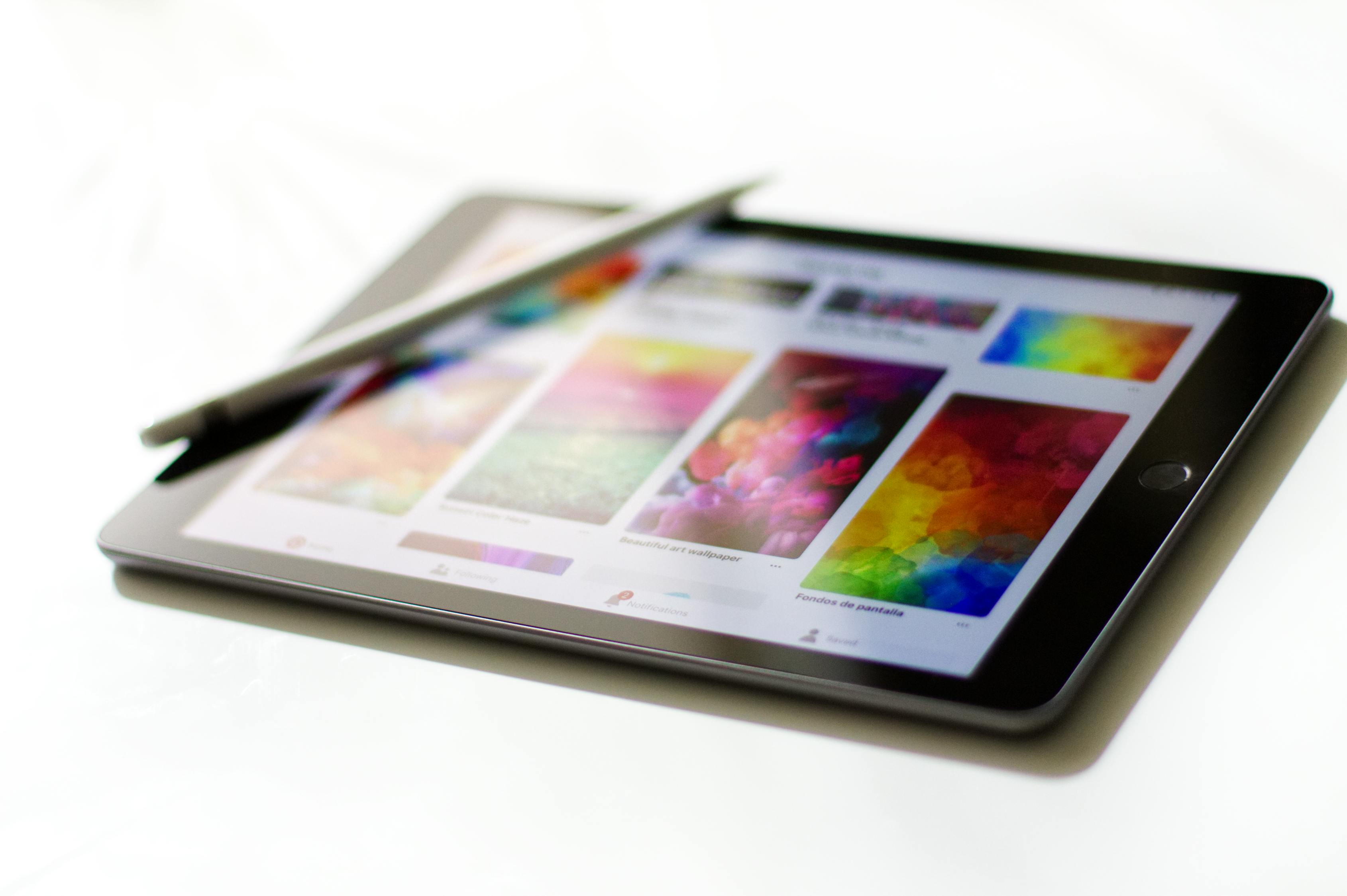 iPad Mini 4，小巧便携的科技伴侣